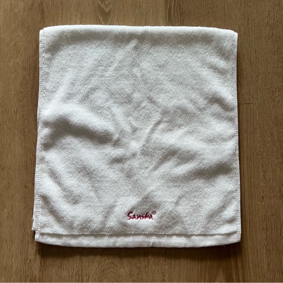 YAGP NYC towel by Sansha - Picture 2 of 3